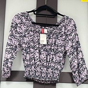 NWT.  Forever 21 crop top